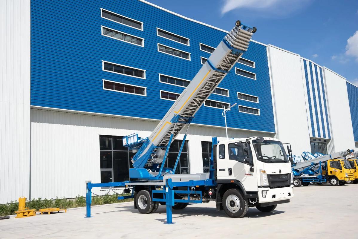 康保县小型云梯车上料车租赁多少钱