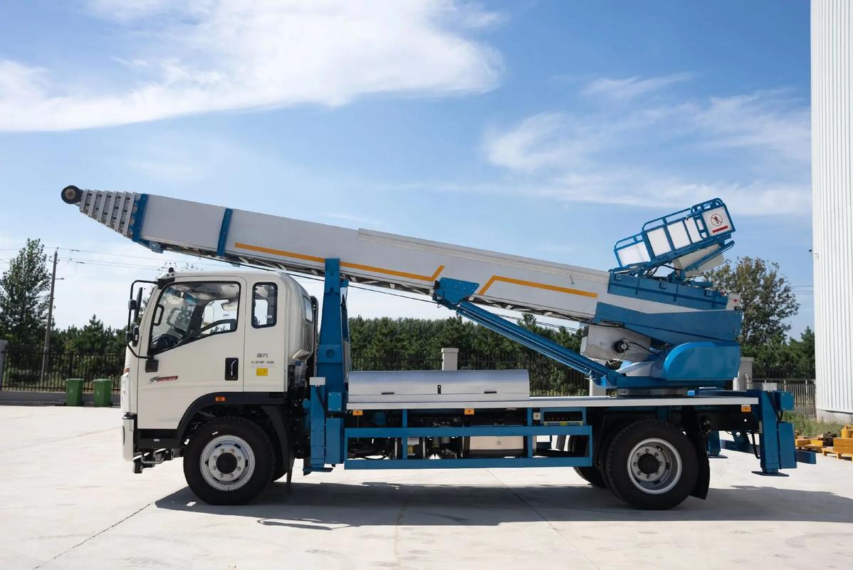 康保县云梯上料车租赁费用