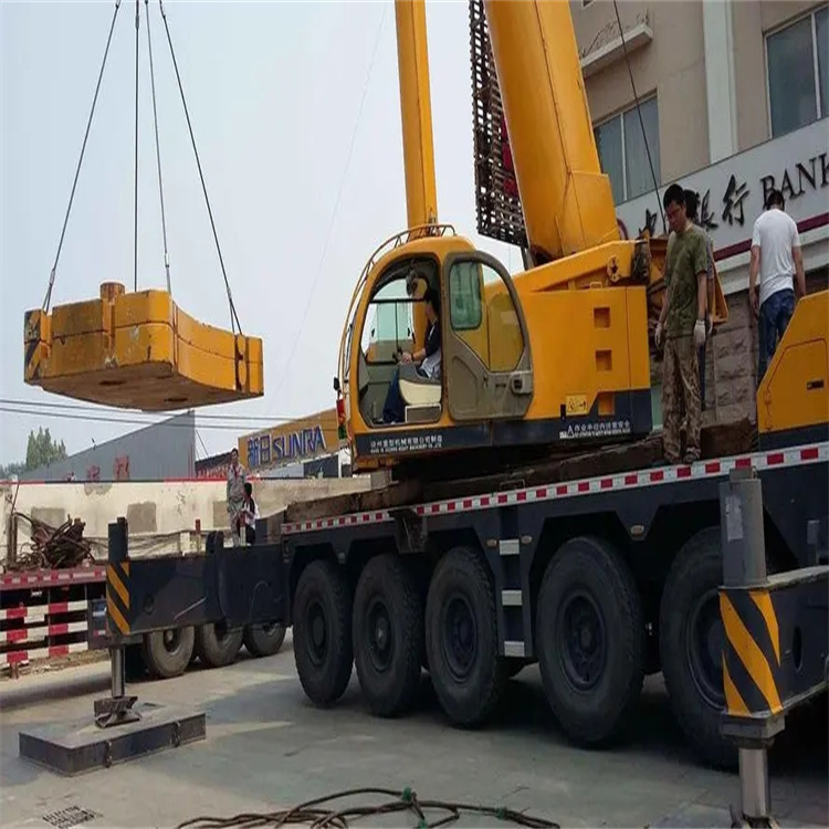 康保县当地吊车出租|机器吊装|75吨|工厂搬迁服务